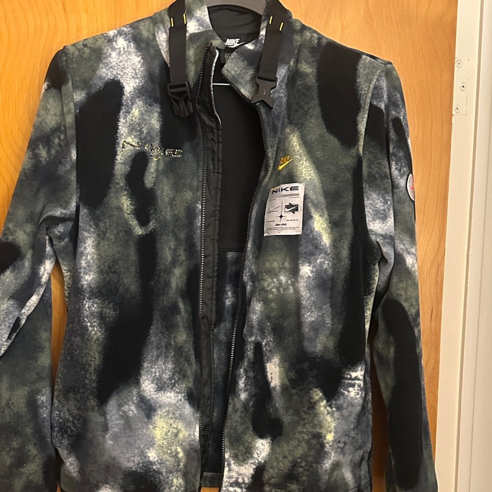 Nike Camouflage Print Bomber Jacket - Black, Gray, Olive
